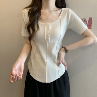 新品纯欲风不规则u领短袖t恤女夏季大码胖mm遮肚针织正肩短款鱼骨
