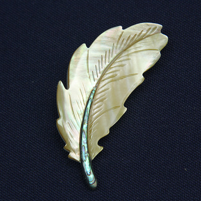 珍珠母贝胸针花卉小动物个性女款贝母胸花贝雕别针服装搭配件包邮