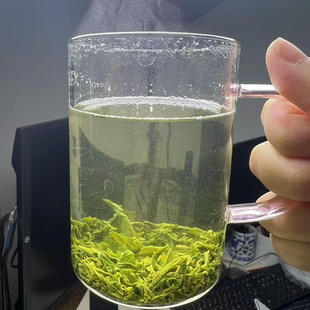 新日期2025新茶四川万源特产巴山云雾茶叶春茶特级炒青绿茶茶农散