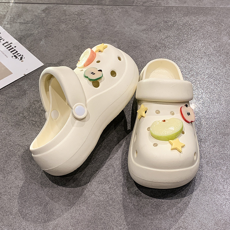 推荐卡通苹果厚底洞洞鞋女夏季外穿2025新款小个子增高防滑沙滩凉