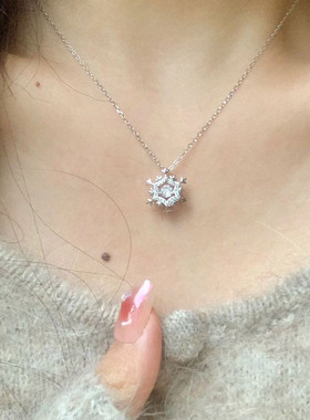 s999纯银雪花项链吊坠轻奢小众设计跳动的心锁骨链闺蜜圣诞节礼物