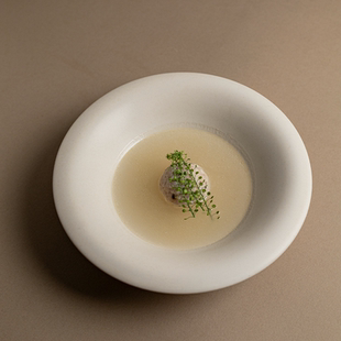 创意陶瓷卷边碗8.5英寸家用菜碗餐厅高级感浓汤碗甜品碗 目外新品