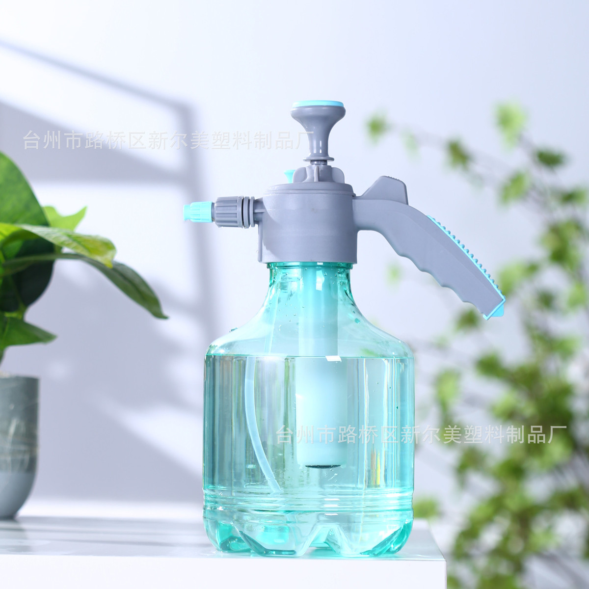 透明喷壶3升4气压式喷壶手持喷雾器大容量洗车浇花多用洒水壶995