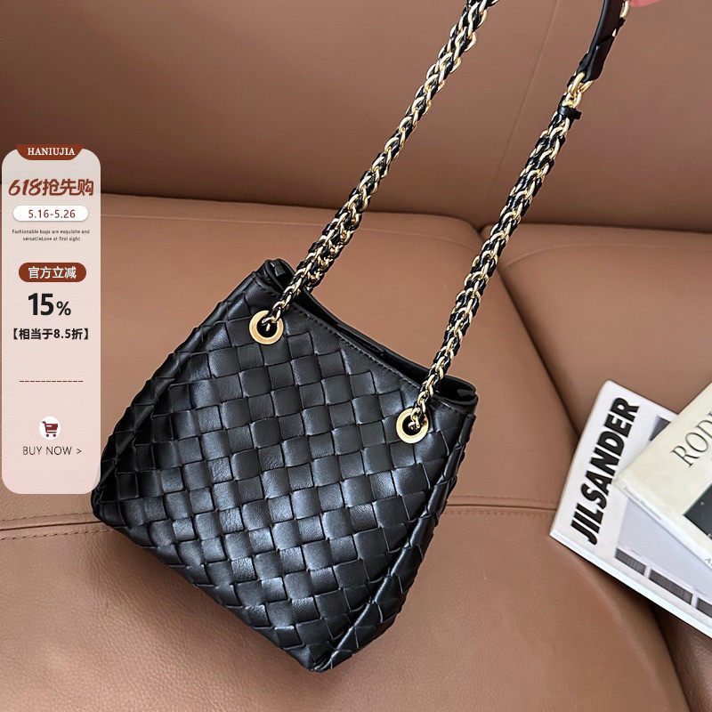 2025新款链条降落伞包编织包女高级感单肩腋下包通勤包,箱包皮具/热销女包/男包,水桶包,淘宝优惠券,粉丝福利购,淘宝优惠卷