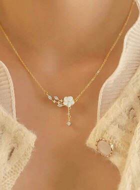 999纯银山茶花项链女轻奢小众高级感玫瑰金花朵吊坠2025新款爆款