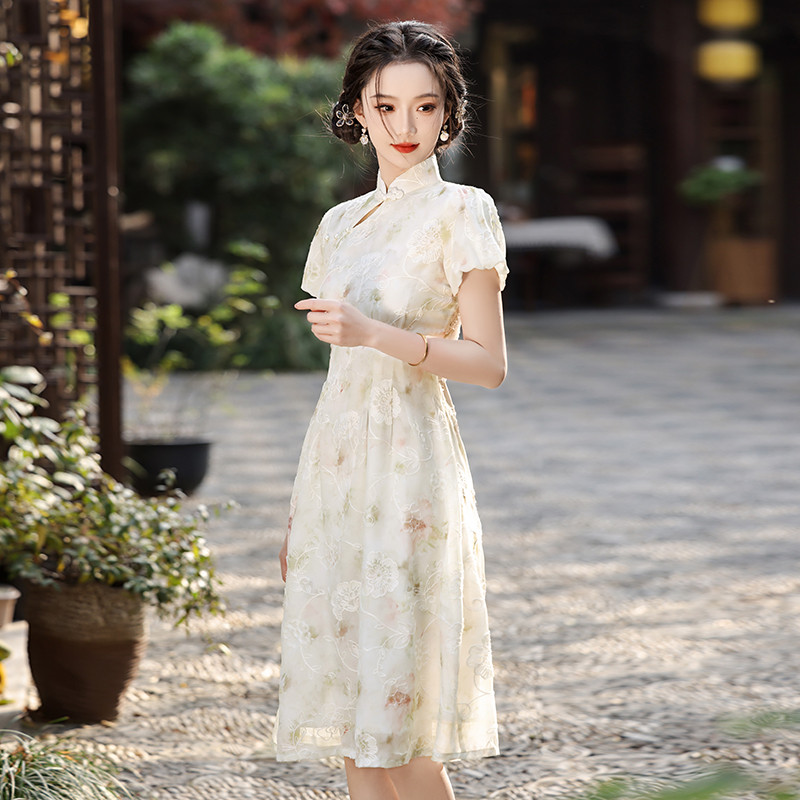 新品黄色新中式旗袍夏季新款2025改良年轻款少女小个子连衣裙日常