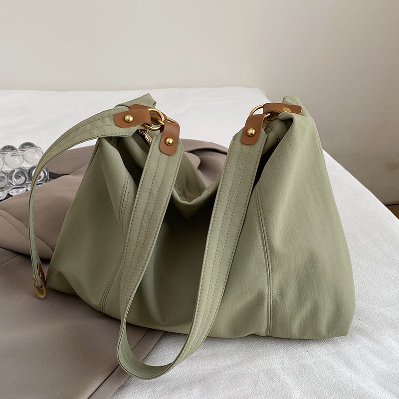 女2025新款潮时尚腋下包