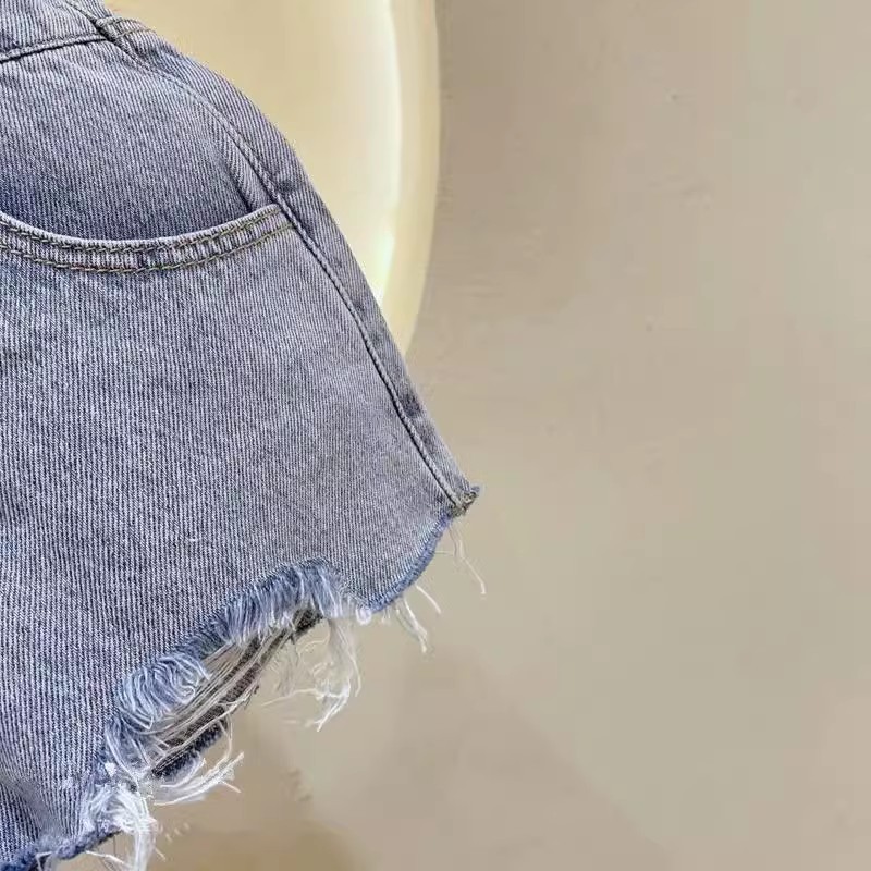 女童牛仔短裤夏季薄款儿童破洞外穿热裤女孩三分裤中小童软牛仔裤