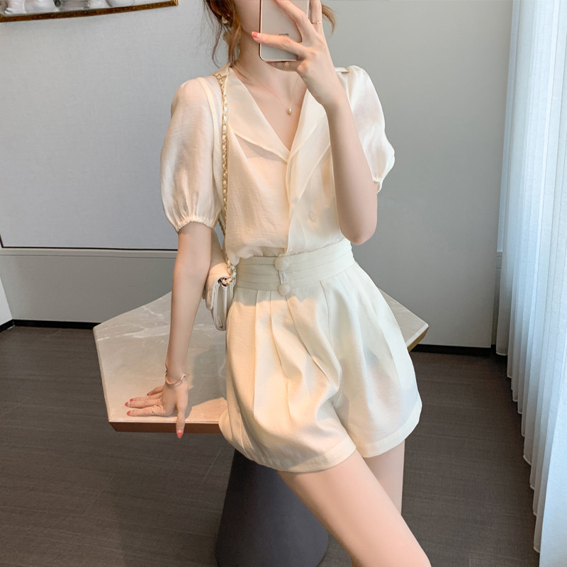 套装女夏季2025新款时尚休闲气质韩版收腰显瘦雪纺短袖短裤两件套