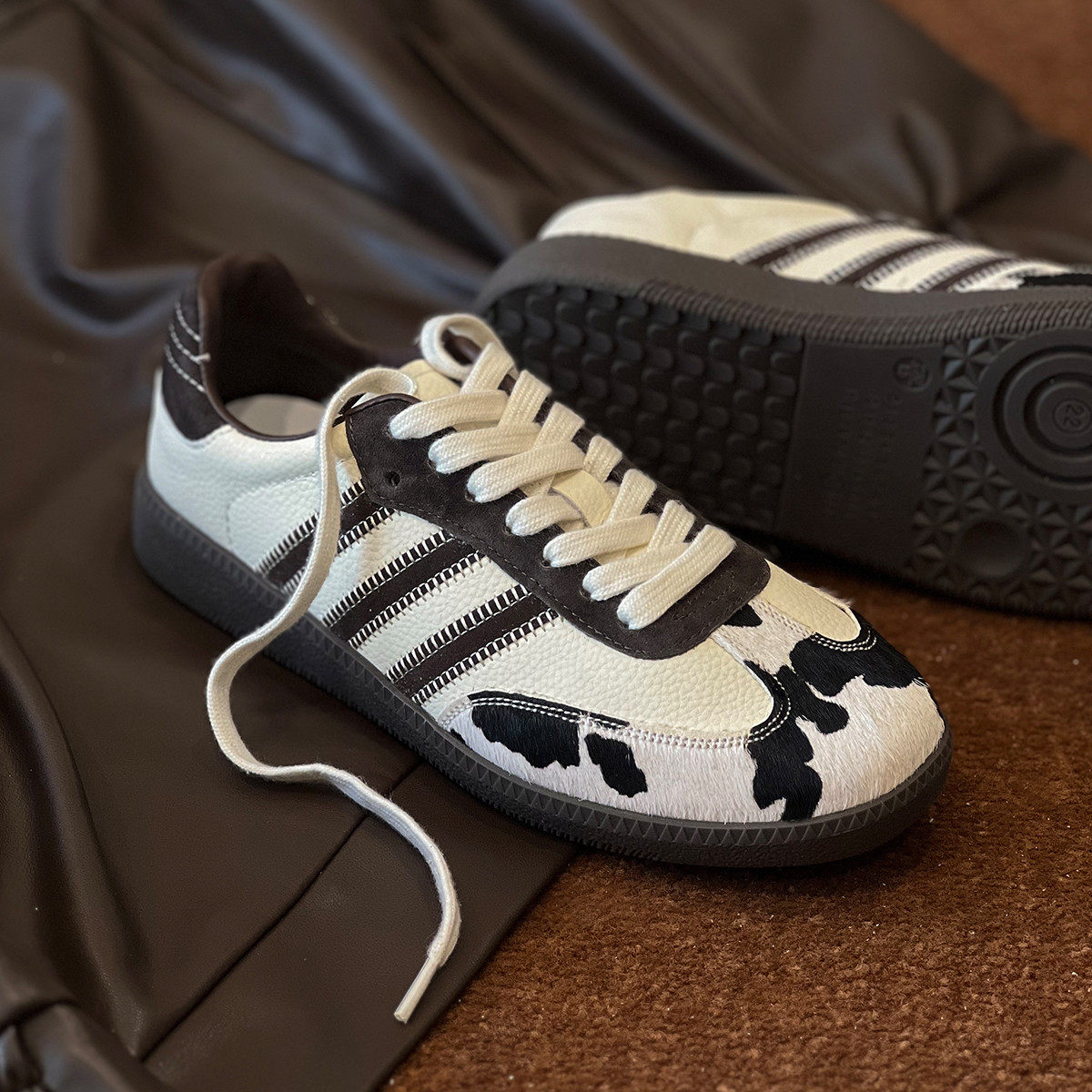 【冉言】颗颗 2024春新品小众奶牛纹德训鞋女可爱百搭休闲板鞋,女鞋,德训鞋,淘宝优惠券,粉丝福利购,淘宝优惠卷