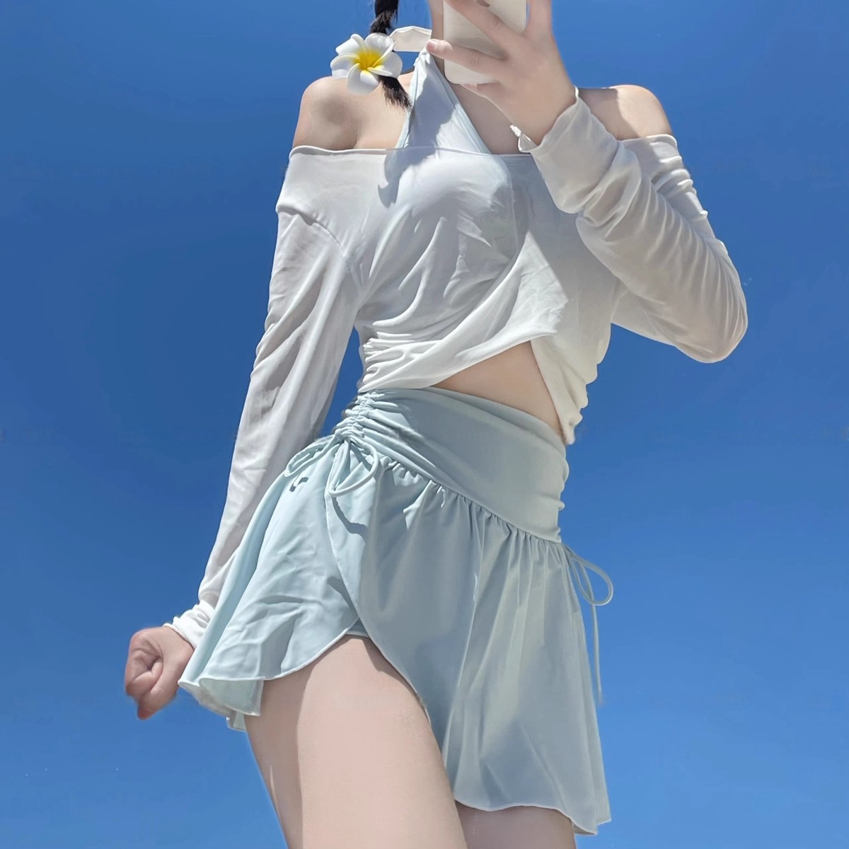 2025年新款游泳衣女夏保守学生分体海边遮肚显瘦可爱泡温泉高级感