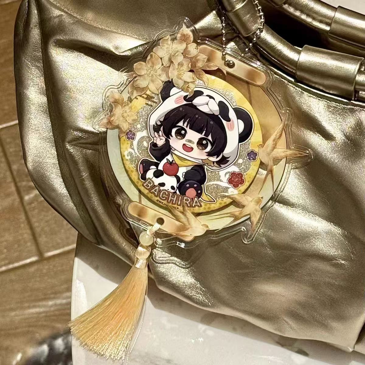 新款春间花燕吧唧砖亚克力挂件装饰品谷美谷美徽章创意高颜值风铃