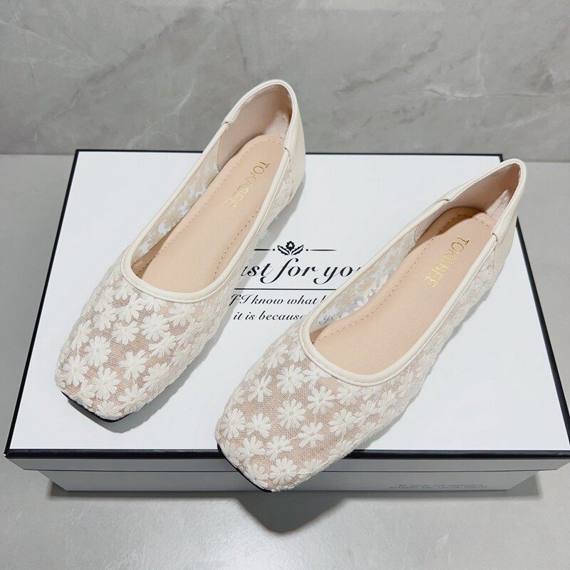 绣花网面透气夏款凉鞋女2025新款仙女风平底方头单鞋温柔晚晚瓢鞋,女鞋,时装凉鞋,淘宝优惠券,粉丝福利购,淘宝优惠卷