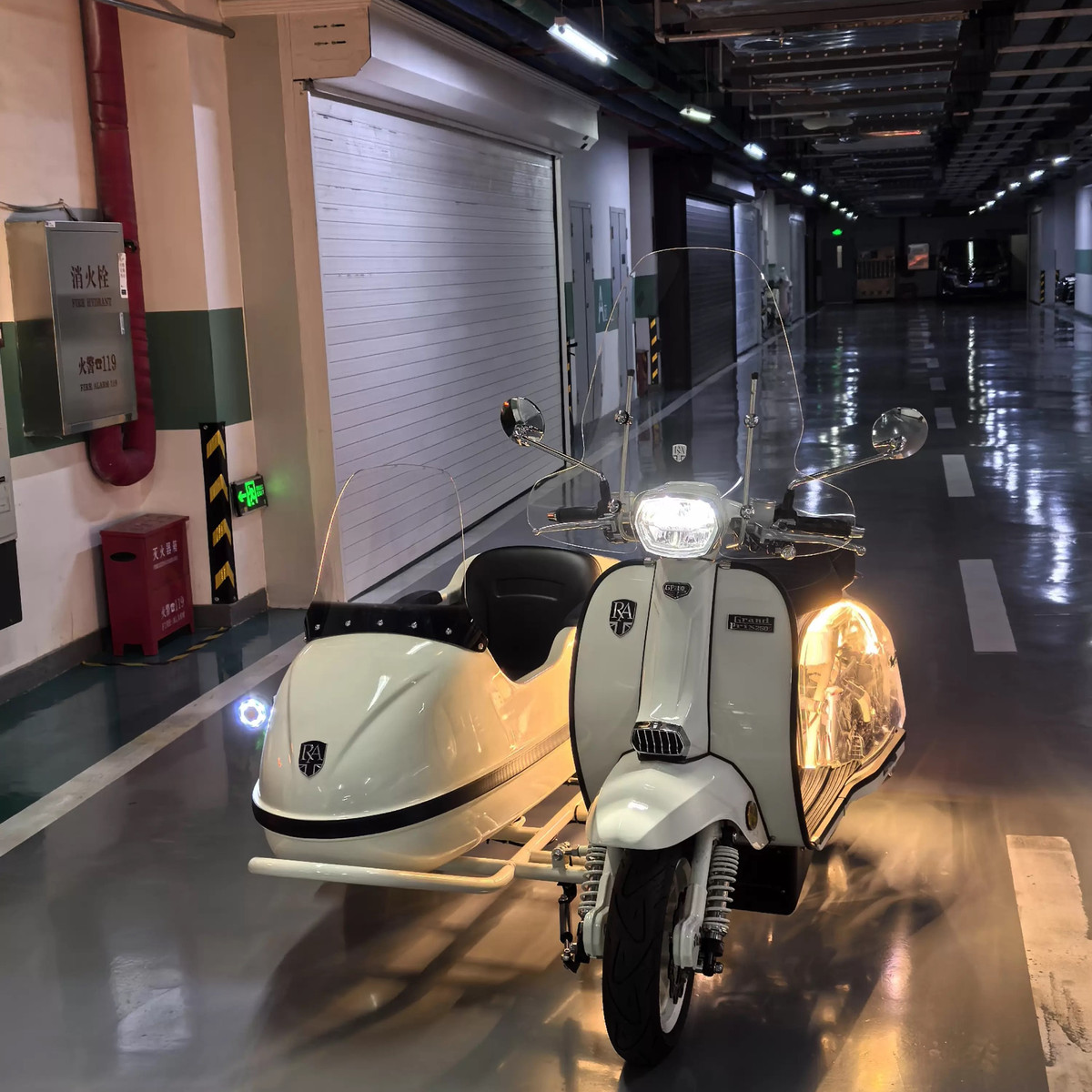 适用RA侉子边三轮TG250 GP150 GP250边斗挡风玻璃改装加高前风挡