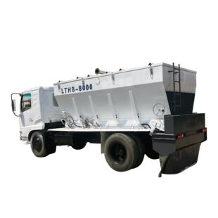 汽车一体粉料撒布车 修路水泥白灰撒布机 大容量公路铺灰机