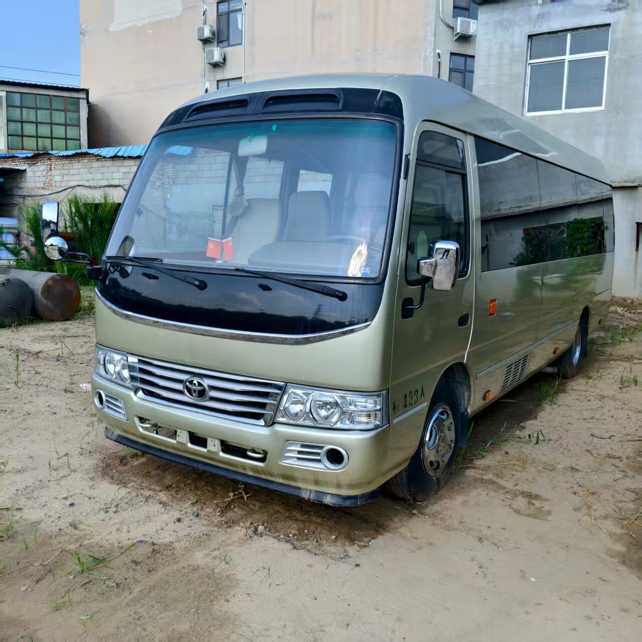 出口丰田考斯特23座中巴车 航空座椅 商务中巴车