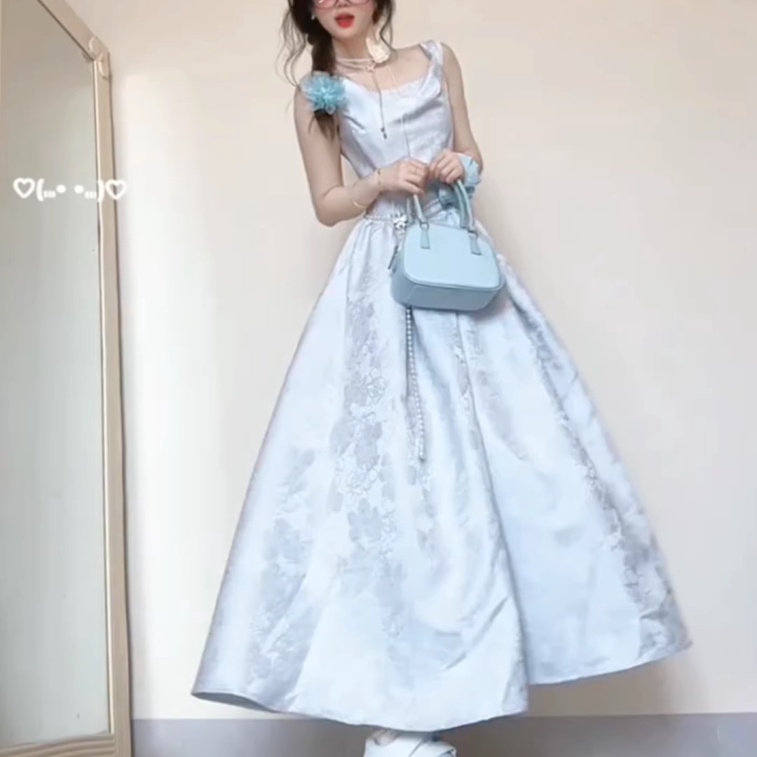 波可曼之旅 法式复古收腰显瘦荡领蓝色提花吊带连衣裙绝美长裙夏