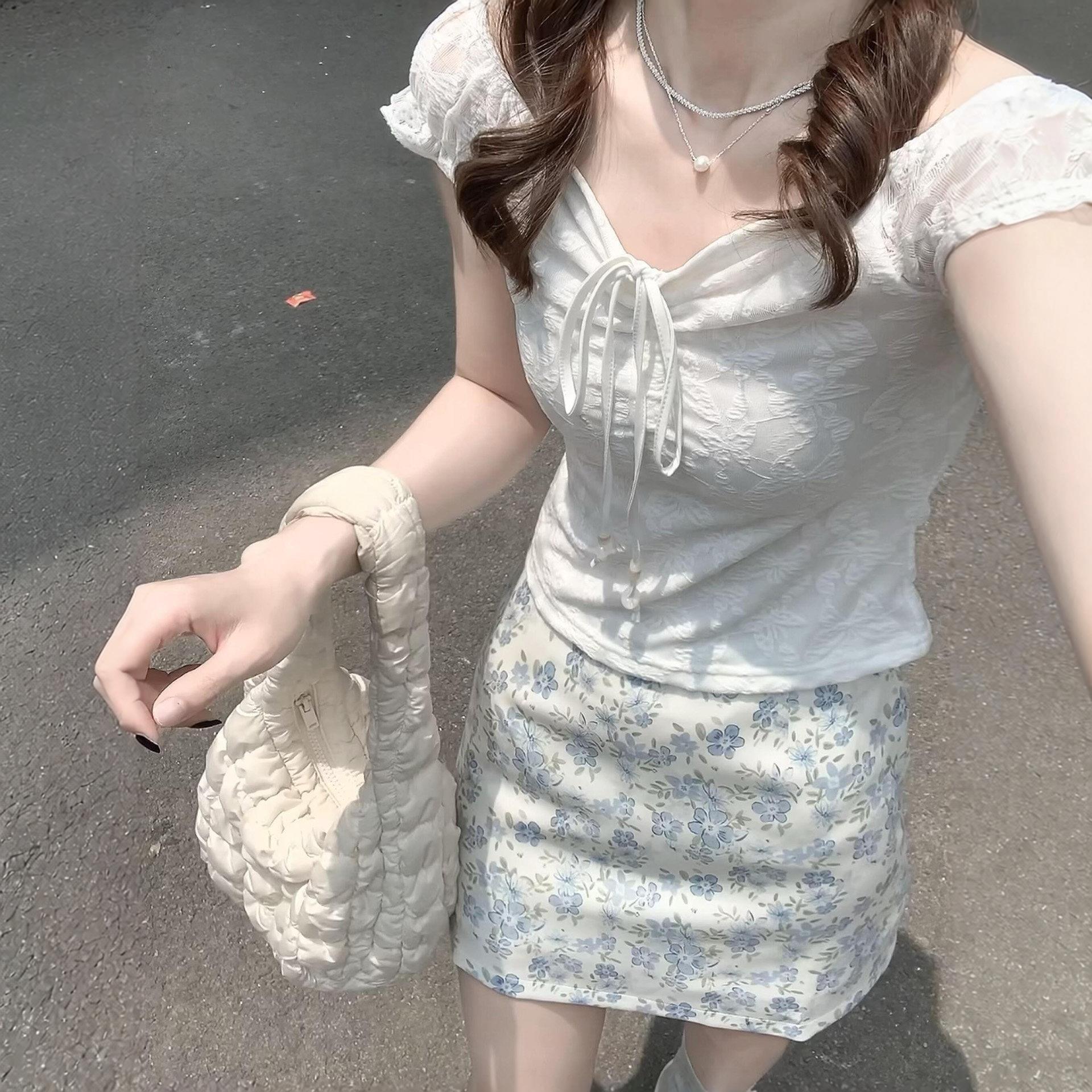 蓝色碎花半身裙女夏季2026新款高腰a字超美短裙小个子显瘦包臀裙