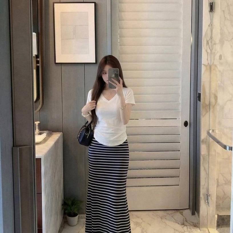 2026新款半身裙撞色条纹夏季新款修身显瘦气质慵懒包臀长裙skirt