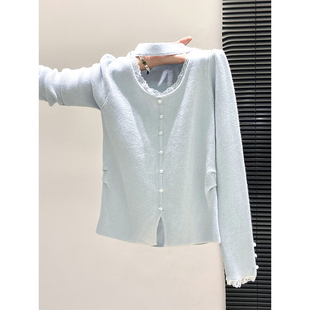 高级感气质针织毛衣女冬季新款蕾丝拼接挂脖圆领褶皱修身打底上衣