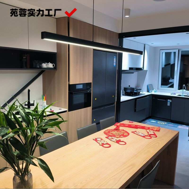 极简北欧餐厅岛台长条吊灯