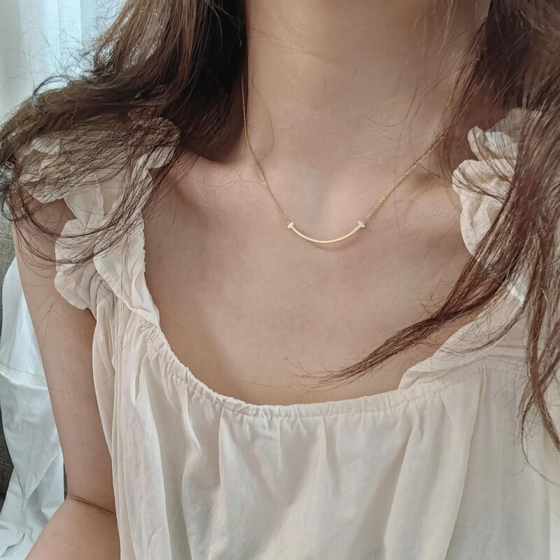 【精工版】微⁠笑￴项链女款小众波浪高级设计锁骨链轻奢百搭