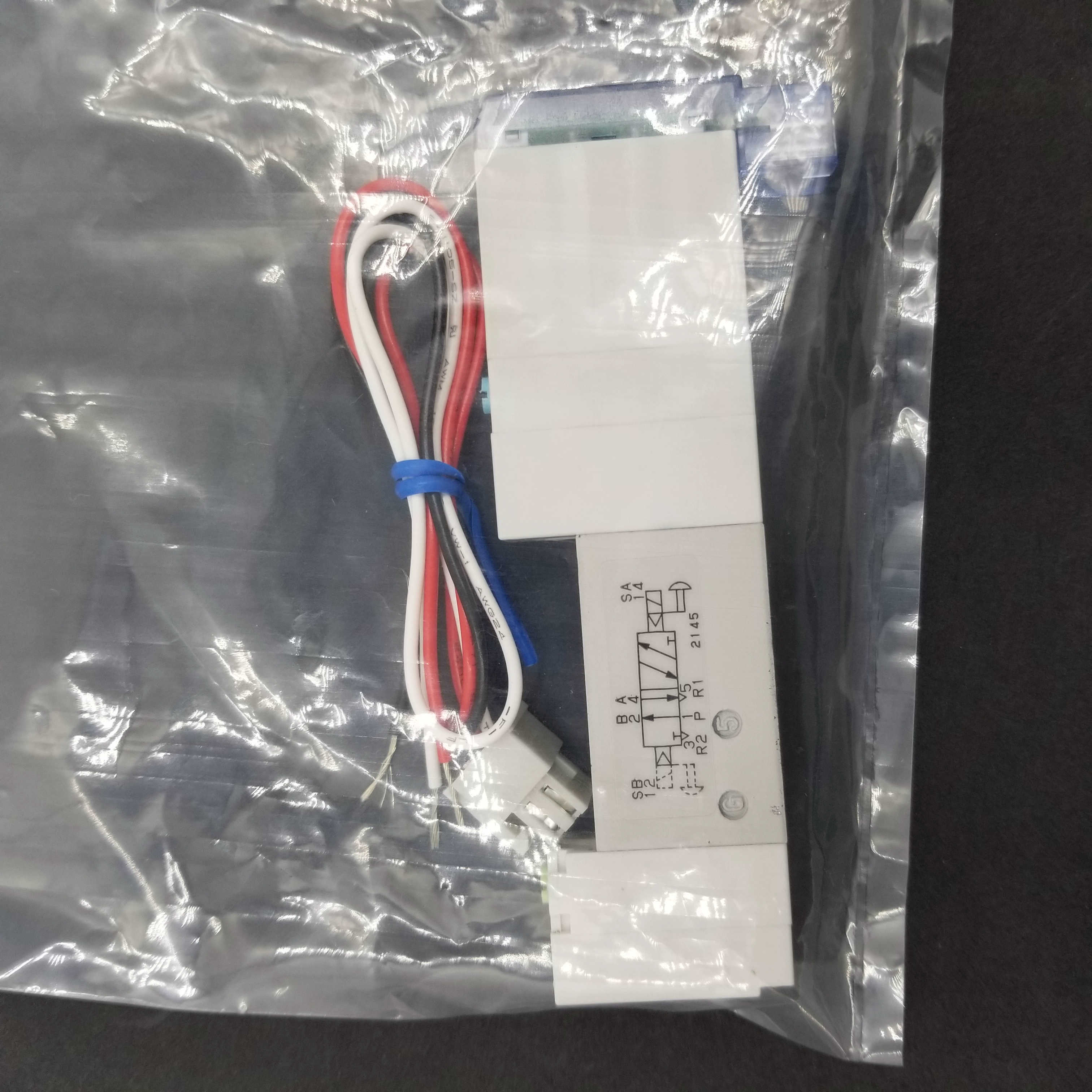 KOGANEI电磁阀182-4E1/4E2-83-PSL-PLL-CPLL-CPSL-1L-3L