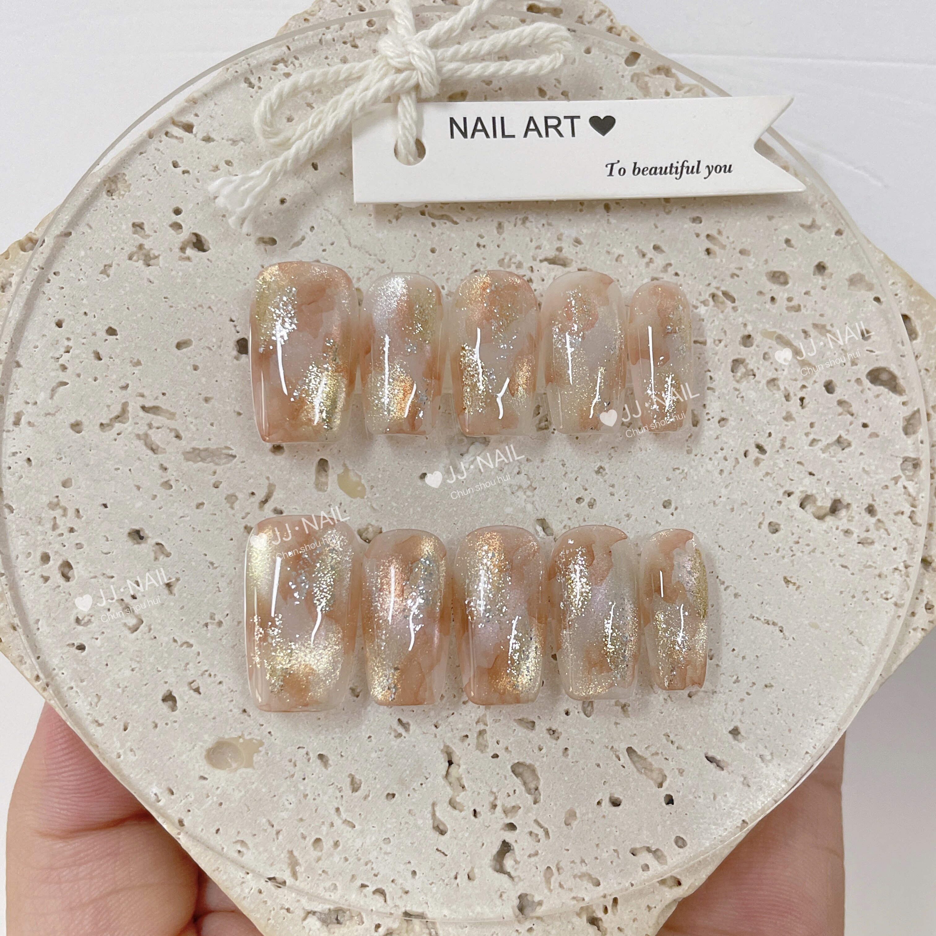霞砚裸色金箔闪粉法式穿戴甲