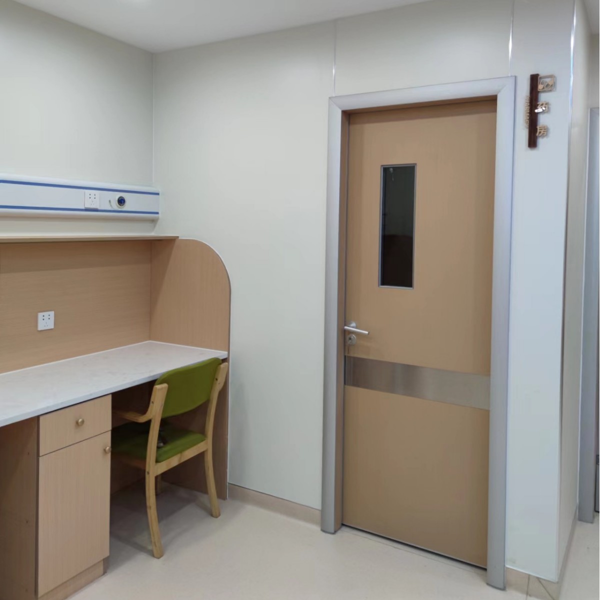 学校医院会所开孔视窗木门