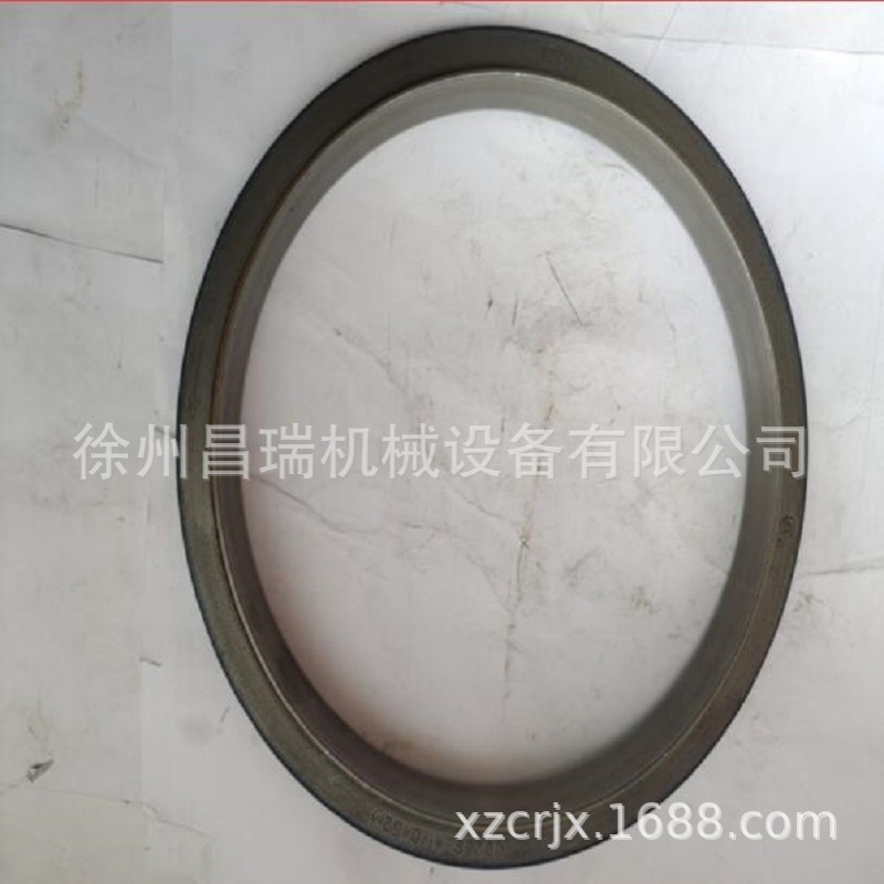 上柴发动机C02CB-7C4279+B曲轴油封徐工程机械吊车挖掘装载机配件