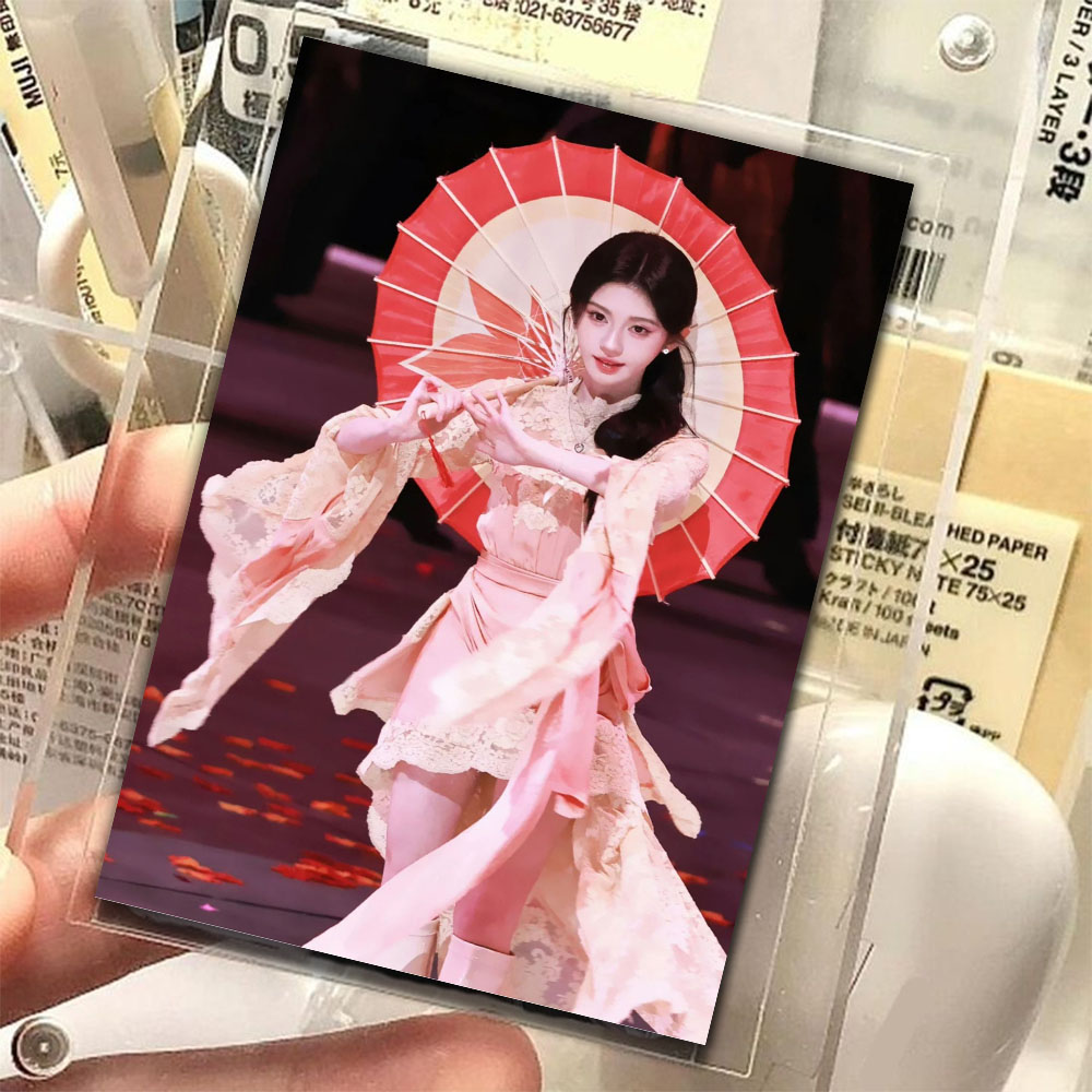 32张鞠婧祎小卡周边王者荣耀十周年共创之夜权威神图收藏应援物料