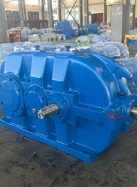 泰兴减速机现货供应DCY200硬齿面齿轮减速机