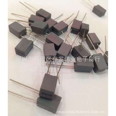 校正电容灰色100V105J1UFP5MM