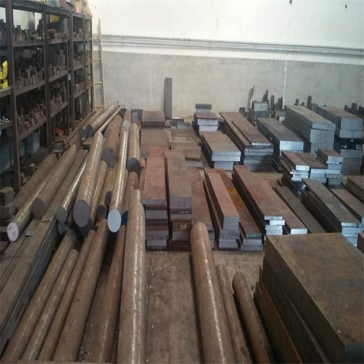 供应9CrWMn O1油钢冷冲压不变形油钢冷作模具钢 O1圆钢