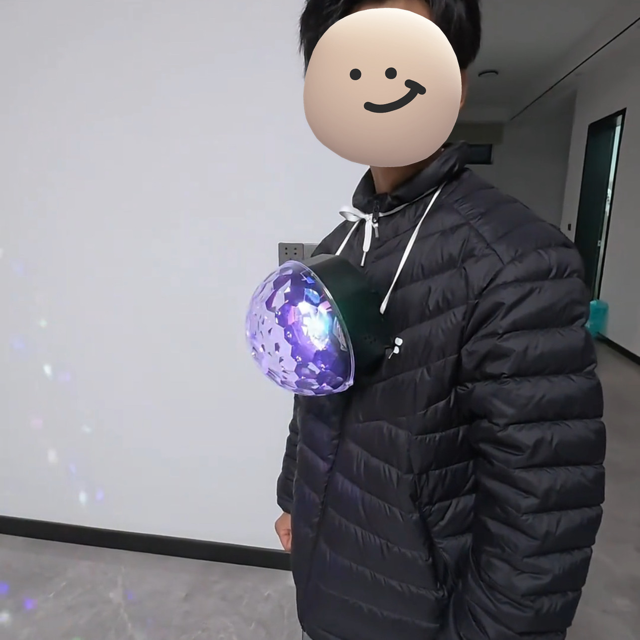 酷炫氛围感夜灯闪光灯气氛灯七彩旋转彩灯家用魔球灯旋转舞台新款