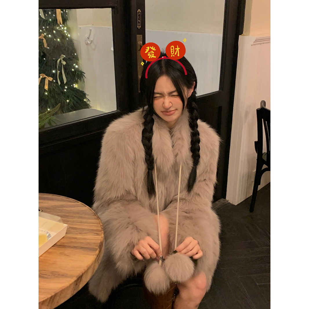 奶驼色冬季COCO皮草‘发财小团仔’进口狐狸毛新款皮草女外套