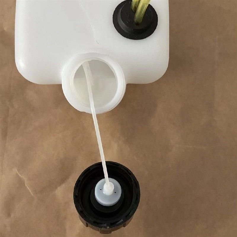 割草机斜口油壶二冲程40-5割灌机打E草机四冲程配油箱/油壶/油管/,农机/农具/农膜,割灌机/割草机/油锯,淘宝优惠券,粉丝福利购,淘宝优惠卷