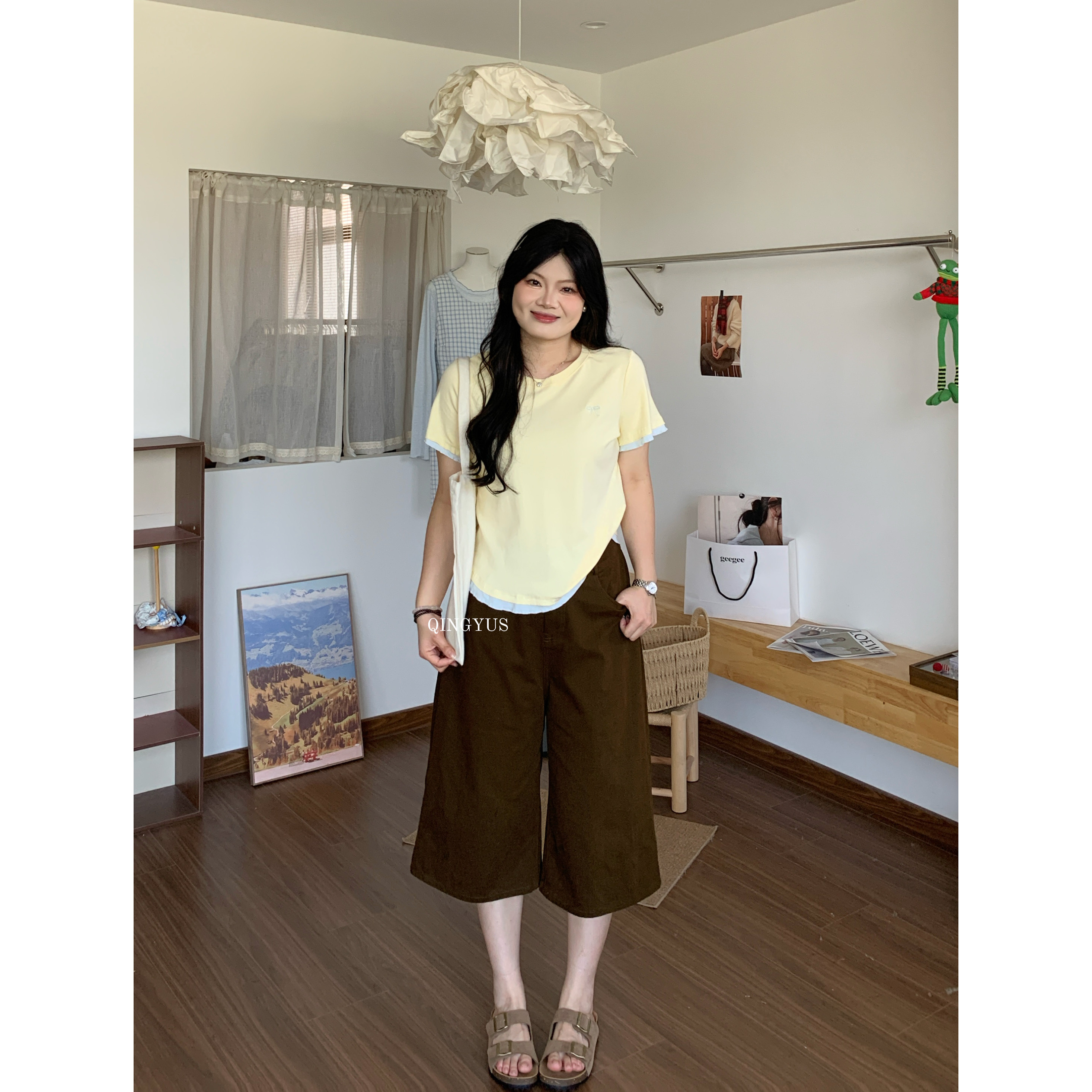 青屿衫-微胖夏季大码韩系甜美风减龄蝴蝶结刺绣木耳边正肩短袖T恤