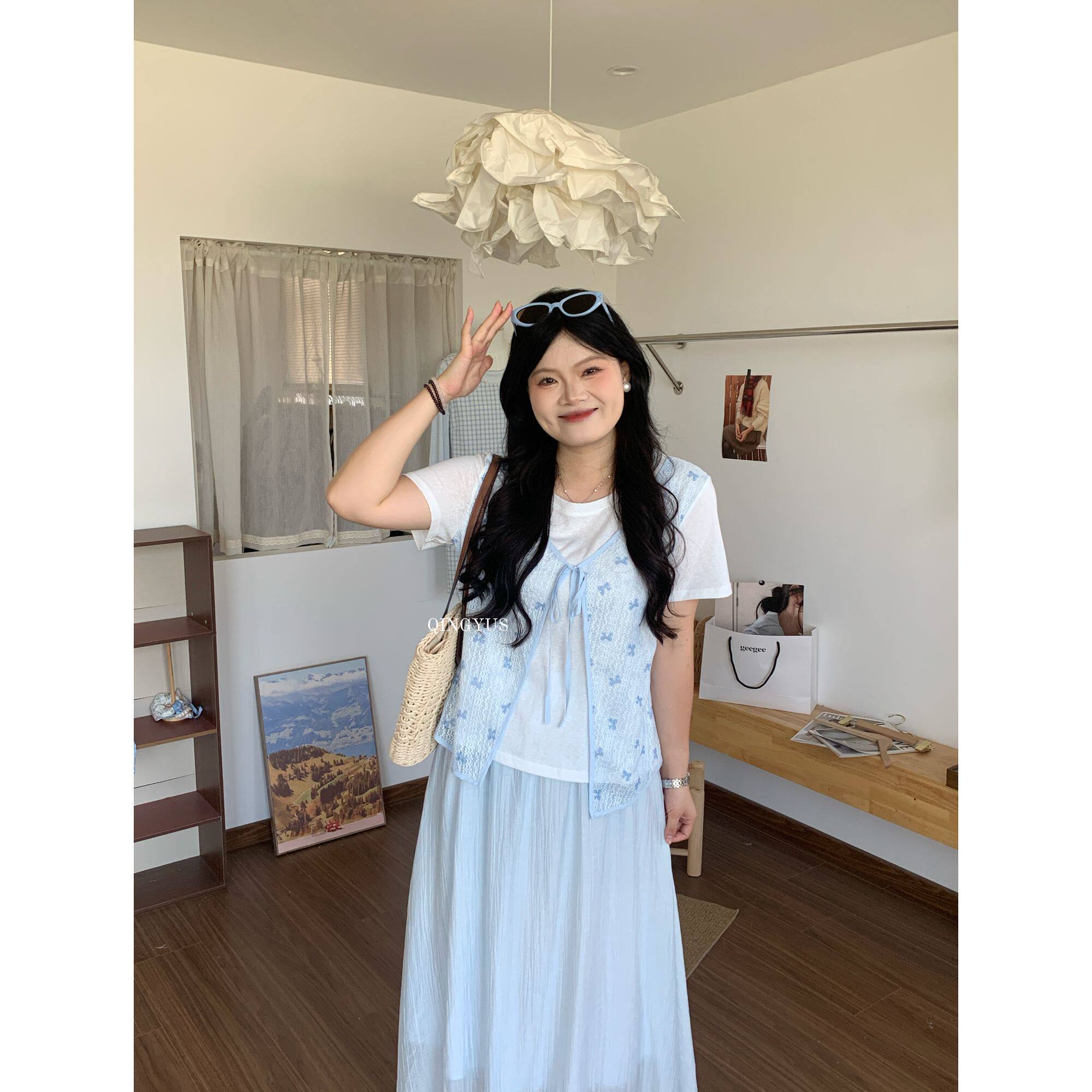青屿衫-微胖大码韩系甜美风减龄蕾丝马甲拼接假两件正肩短袖T恤女
