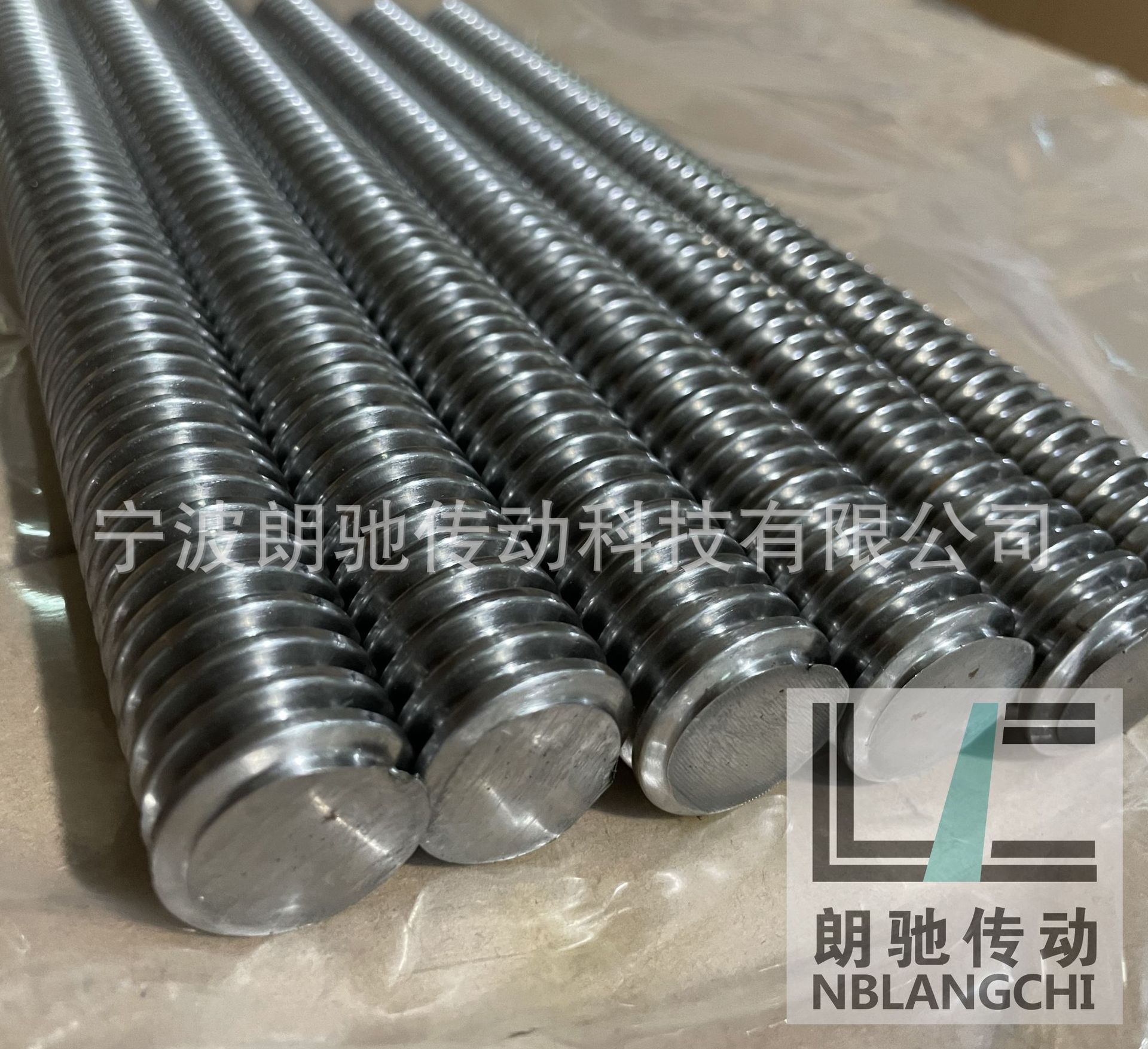 梯形螺纹丝杆T型丝杠TR24X5 右旋左旋 螺杆配套螺母可定 长度可切