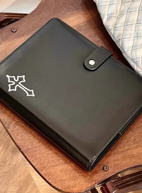 黑色十字架皮质A5四宫格活页卡册追星3寸小卡拍立得照片收纳相册