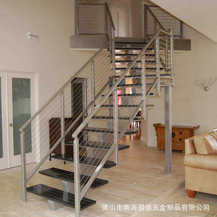 御迪钢板楼梯 插槽直梁玻璃楼梯 2021新款 可根据CAD图纸定制