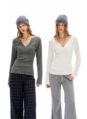 call it a day 白色/灰色V领口袋修身T恤简约打底衫长袖上衣女