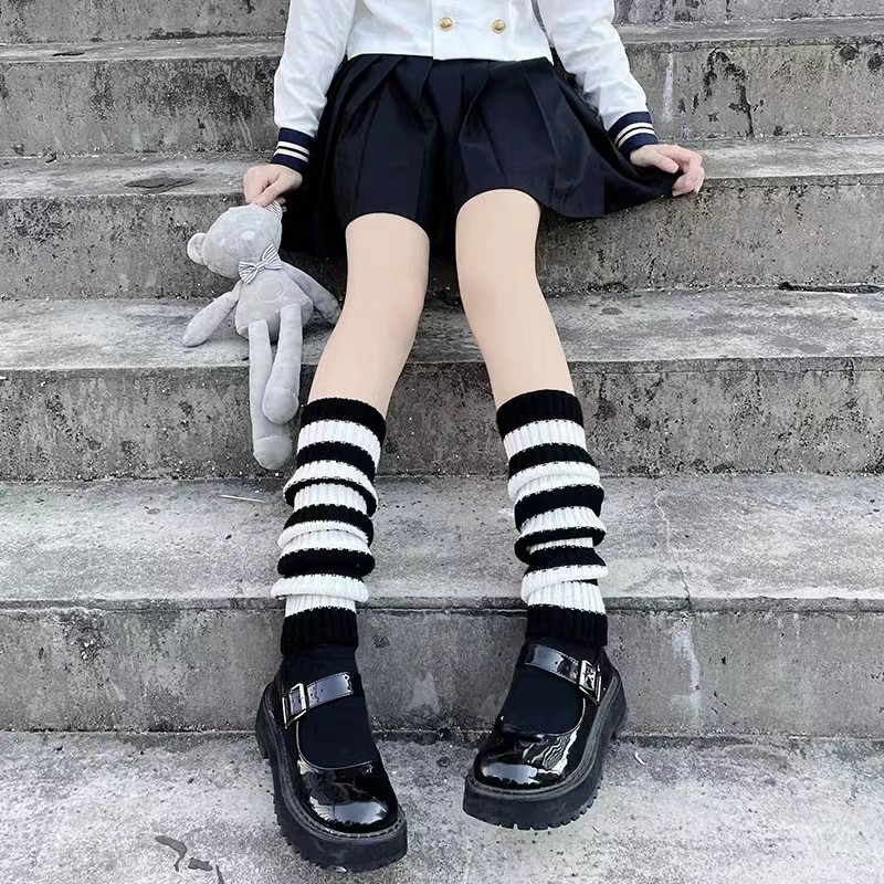 秋冬新款ins日系Y2K辣妹风黑白条纹小腿袜套女JK堆堆袜显瘦长筒袜