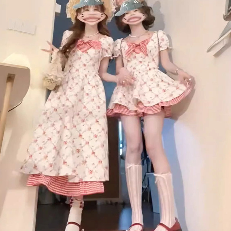 学院甜美可爱蝴蝶结拼接