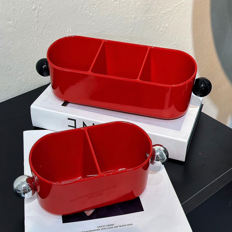 中古高级感眼影笔化m妆刷收纳筒卧室梳妆台口红香水树脂桌面收纳