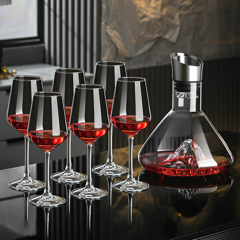 高颜值新款c红酒杯套装家用水晶玻璃高脚杯葡萄酒杯醒酒器轻奢酒