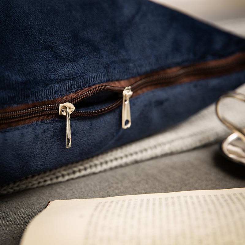 车上抱枕被e子两用车内枕头二合一办公室午睡毛毯子汽车用车载靠