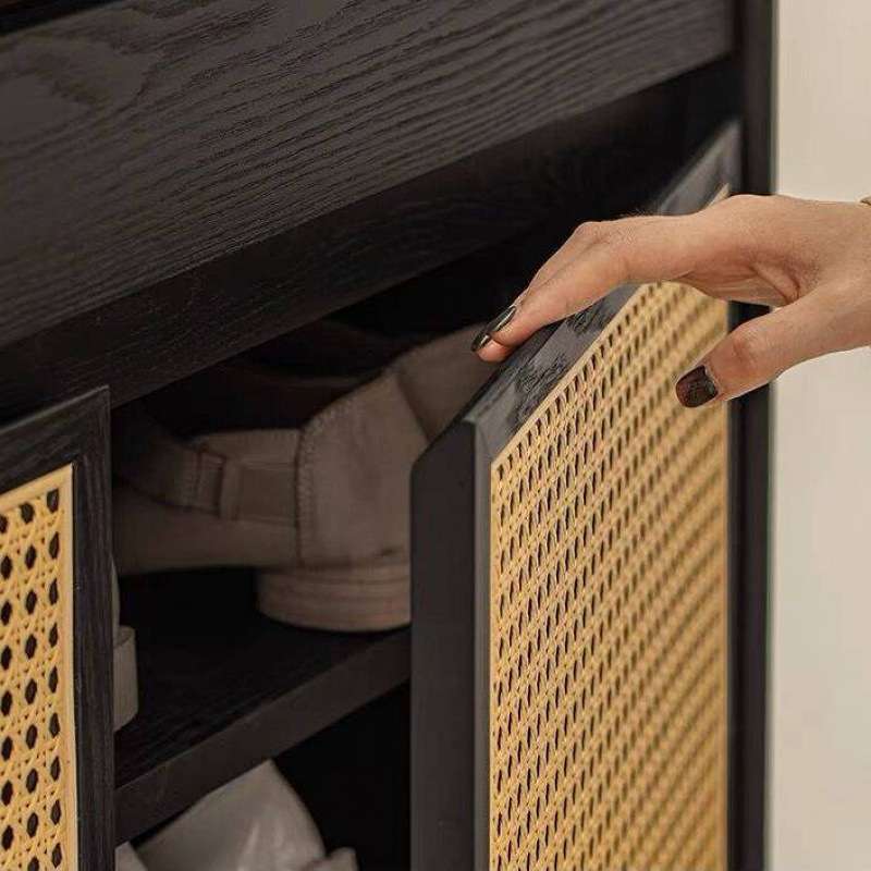 藤编鞋柜实木入门换鞋柜家用鞋柜子黑色靠墙门口多功能储物柜子
