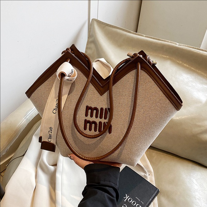 大容量托特包女夏季新款潮时尚百搭单肩包休闲上课通勤腋下包